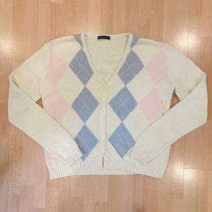 Brandy Melville | Elizabeth Cardigan in light blue & pink cream argyle